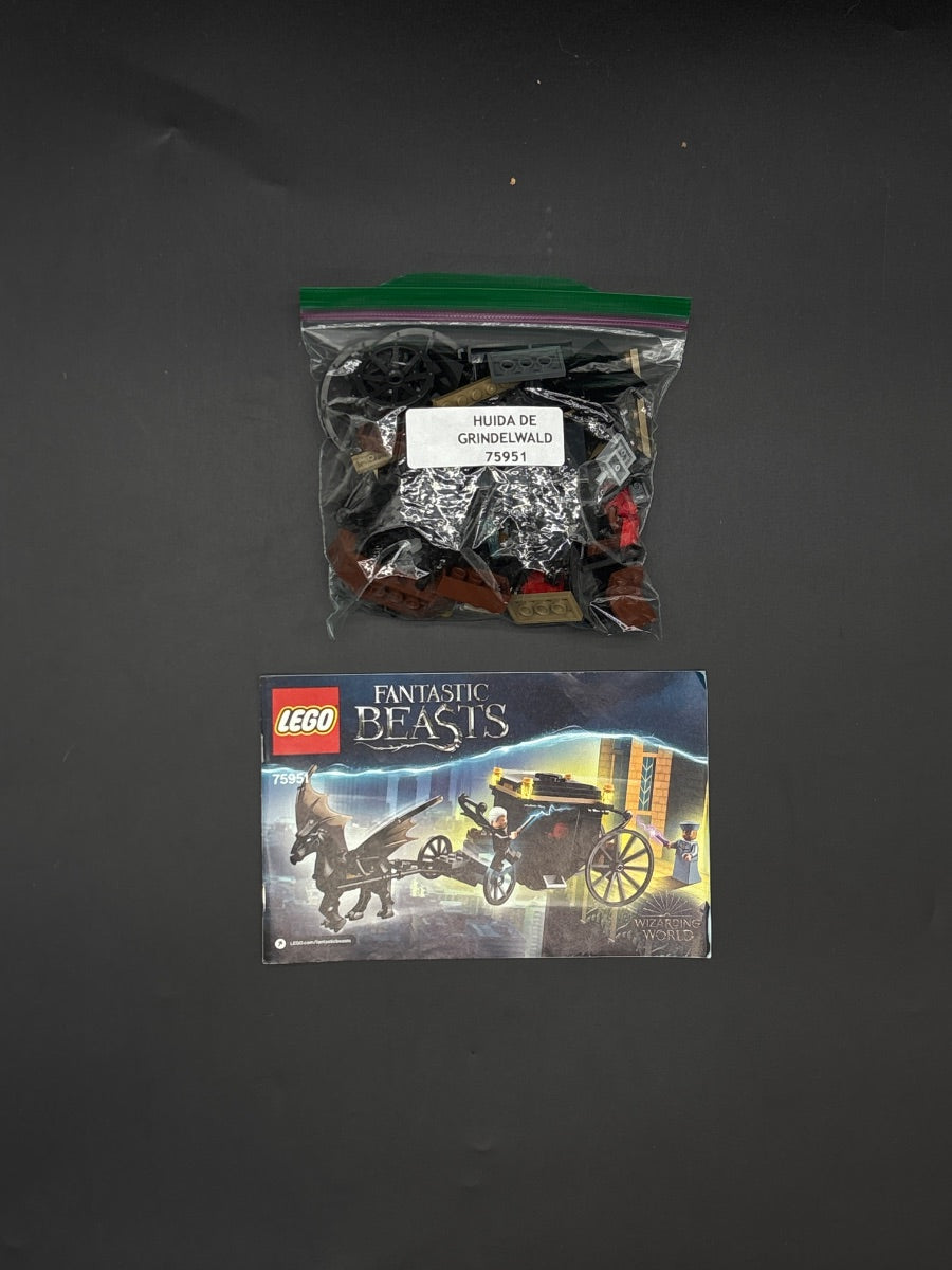 LEGO Set Grindelwald's Escape - Harry Potter (75951-1) — frente