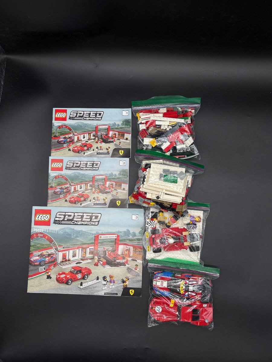 LEGO Set Ferrari Ultimate Garage - SPEED CHAMPIONS (75889-1) — frente