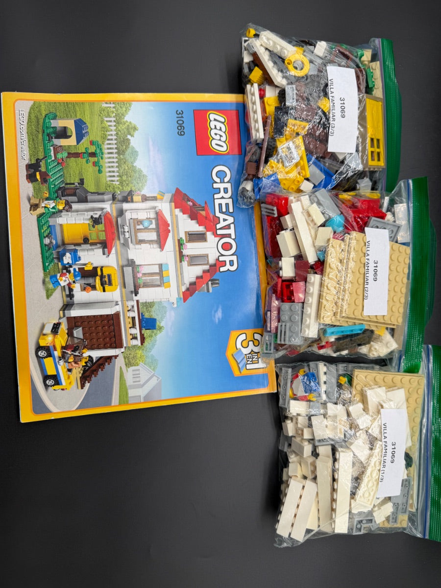 LEGO Set Modular Family Villa - Creator (31069-1) — frente