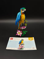LEGO Set Exotic Parrot - Creator (31136-1) — frente