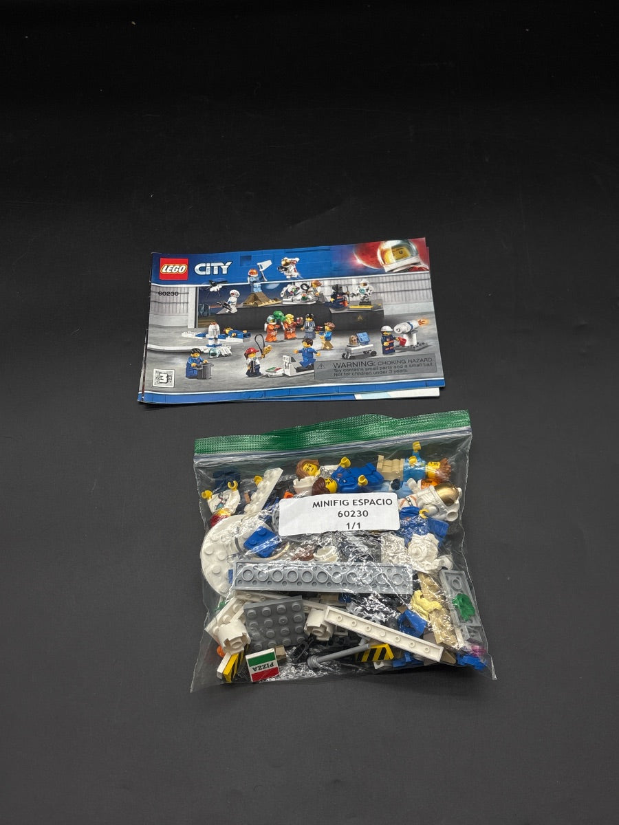 LEGO Set People Pack - Space Research and Development - Town (60230-1) — frente