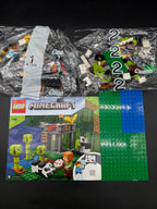 LEGO Set The Panda Nursery - Minecraft (21158-1) — frente