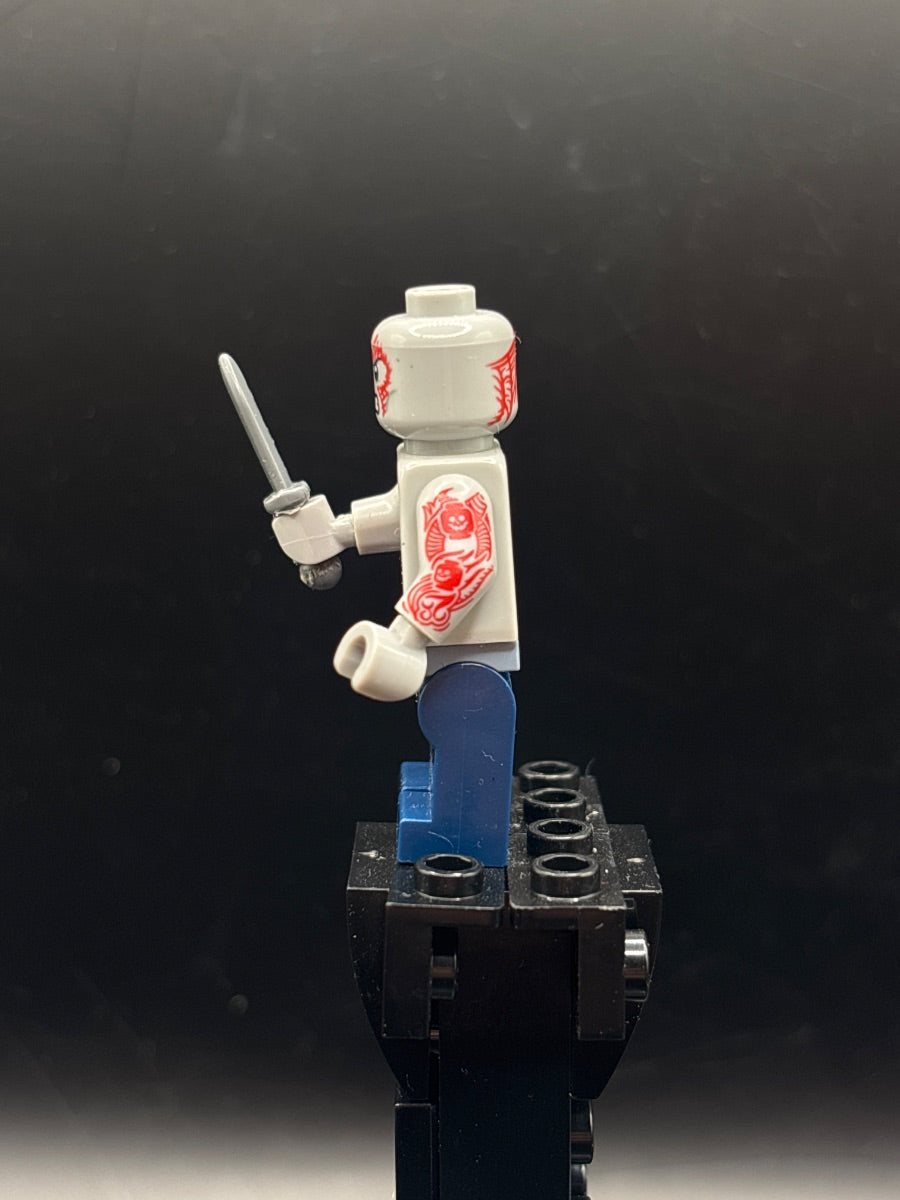 LEGO Minifigura Drax - Dark Blue Legs, Jet Pack - Marvel — costado