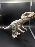 LEGO Minifigura Dinosaur Indominus Rex with Dark Bluish Gray Spots - Jurassic World — costado