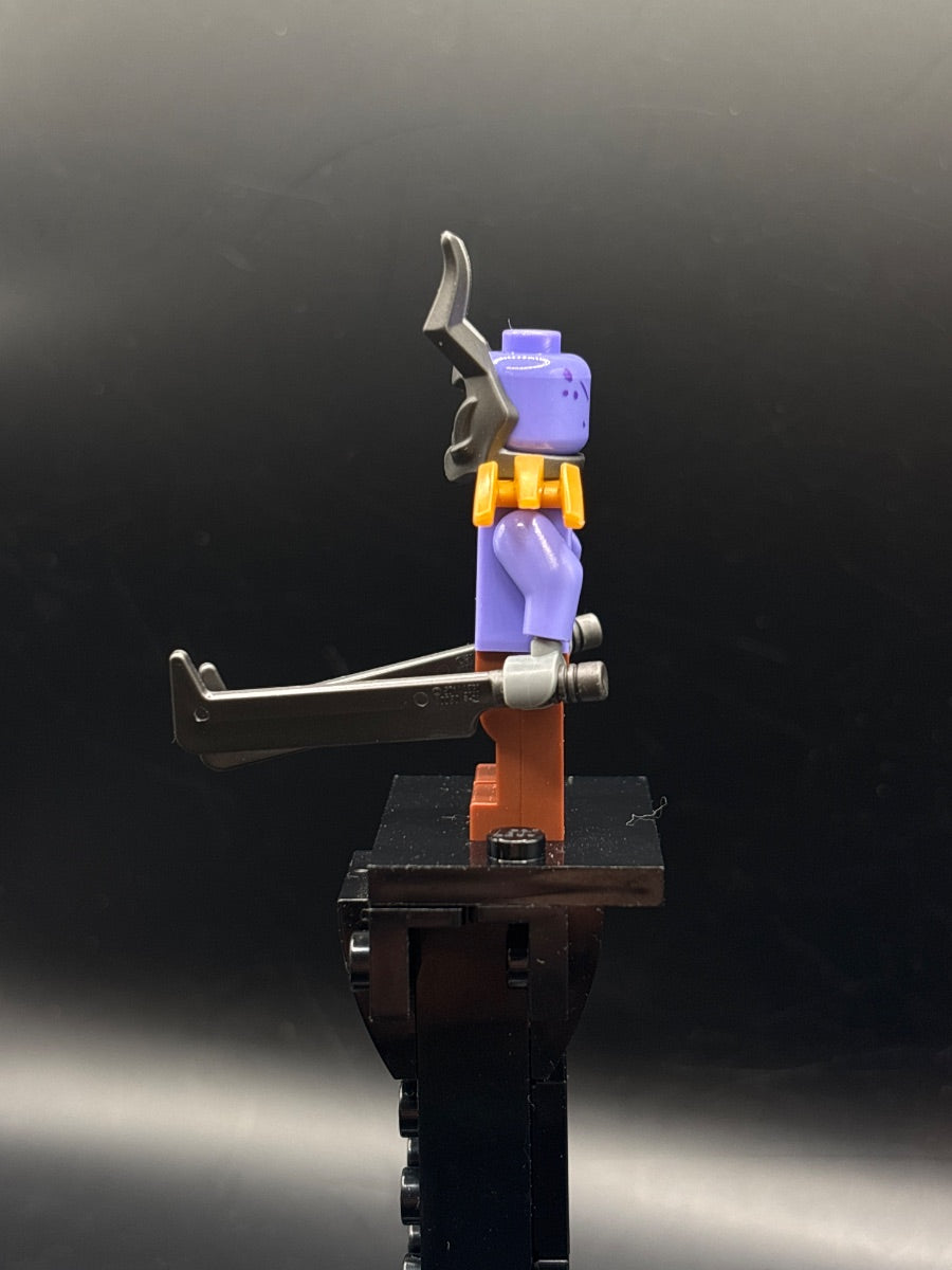 LEGO Minifigura Oni General - NINJAGO — costado