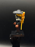 LEGO Minifigura Nate - NINJAGO — costado